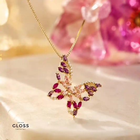 Collar Mariposa Lilium Baño de Oro 18k