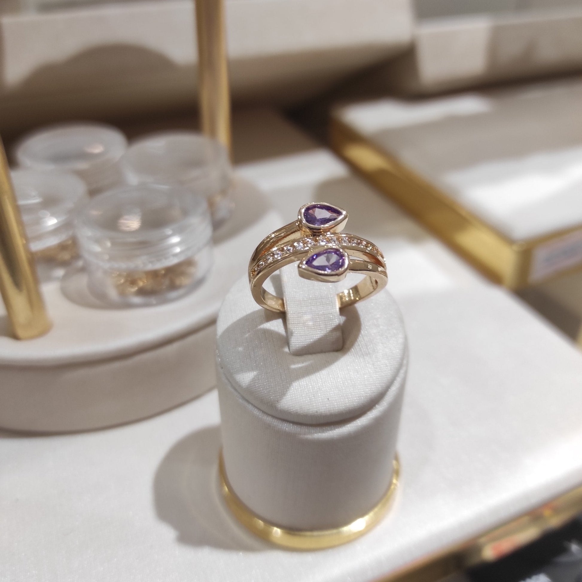 Anillo Violeta Oro - Pieza Única - Joyas Gloss Crystal