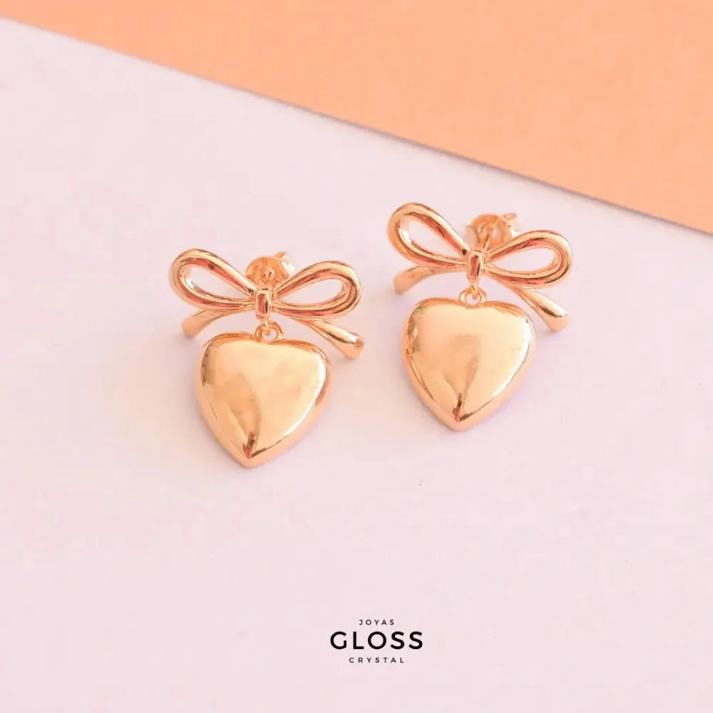 Aros Corazón Coquette Enchape Oro 18k - Joyas Gloss Crystal